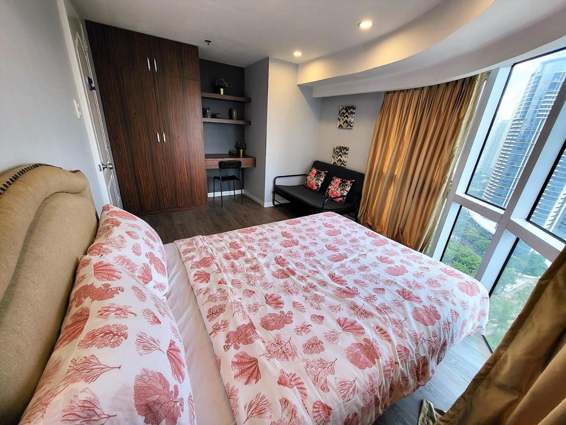 Muggle Stay Guest House - Bonifacio Global City Taguig Манила Экстерьер фото