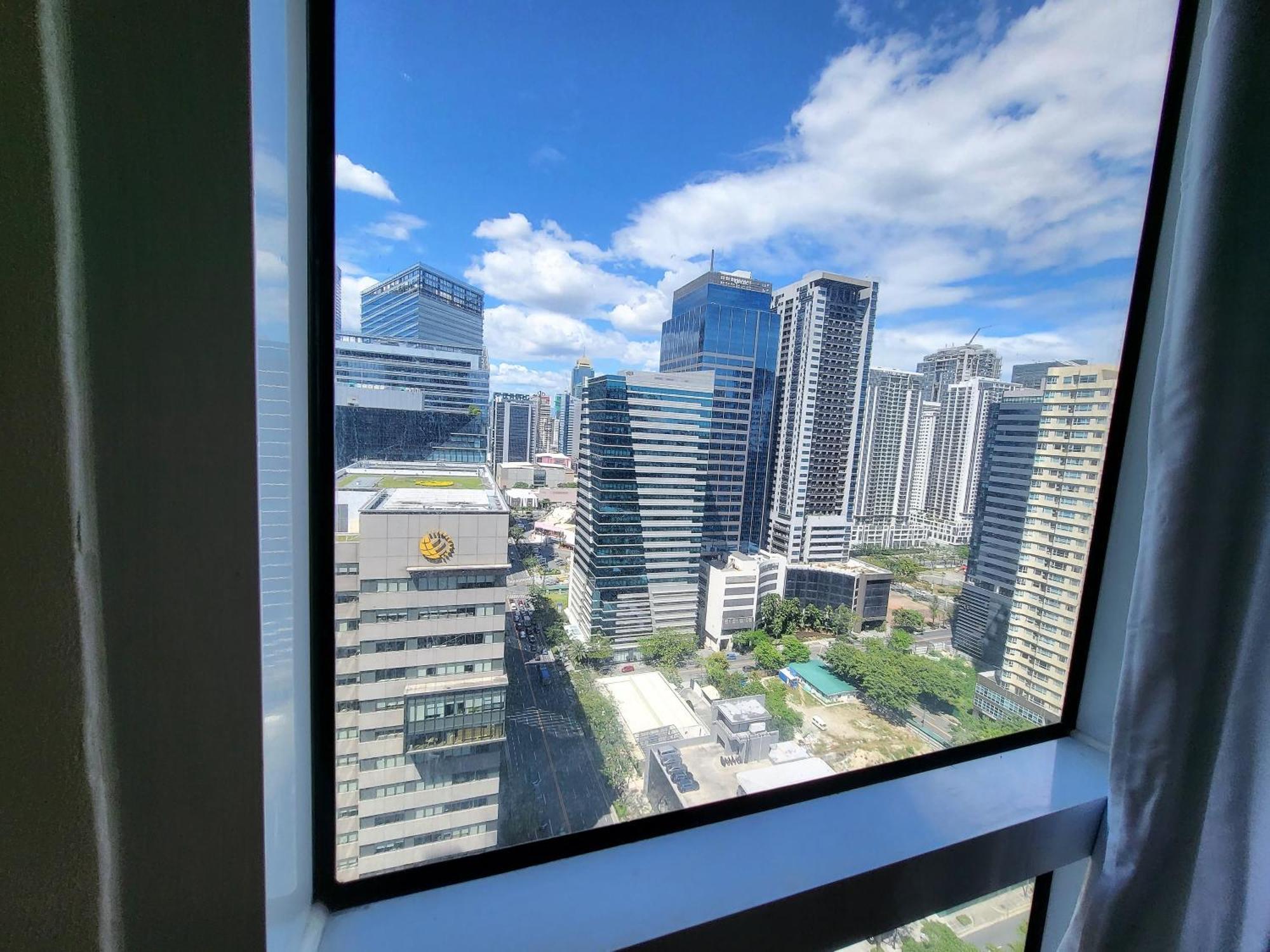 Muggle Stay Guest House - Bonifacio Global City Taguig Манила Номер фото